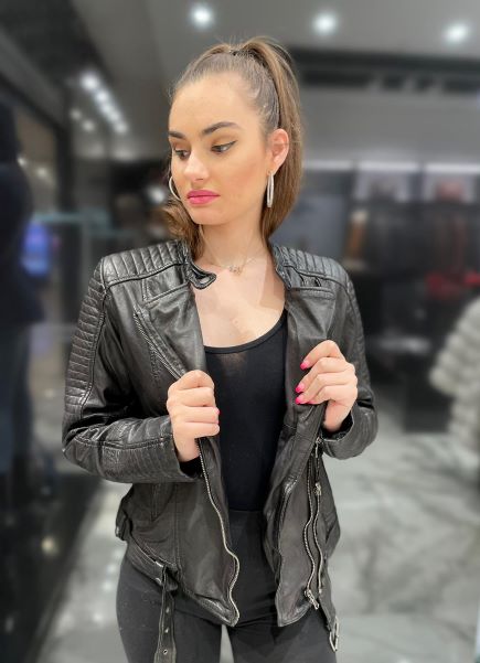 Timeless women's long leather coat, blending style with comfort in USA