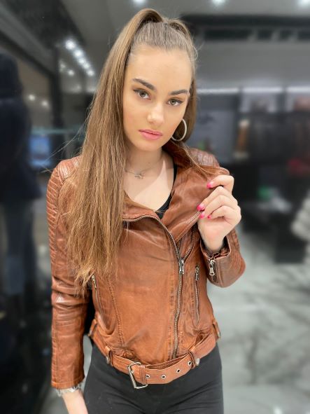 Stylish and comfortable classic women's long leather coat for winter in USA
